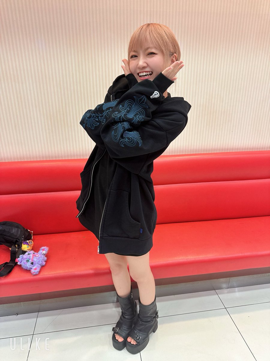 stylish178's tweet photo. 投資:2,898枚
回収:7,801枚✨ https://t.co/Yzbs04irKF