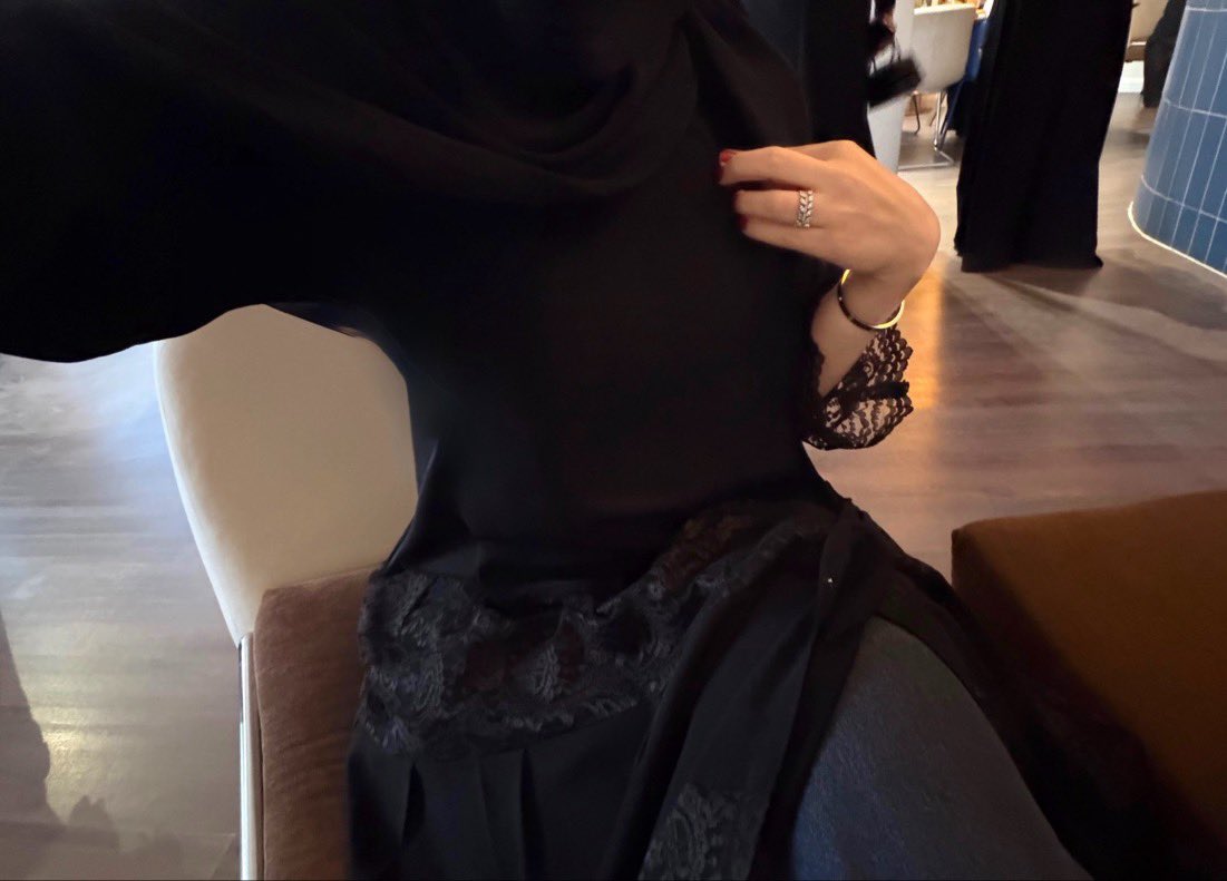 67x_j's tweet photo. أميرتكم تتقهوى https://t.co/VWS7MxOcPj