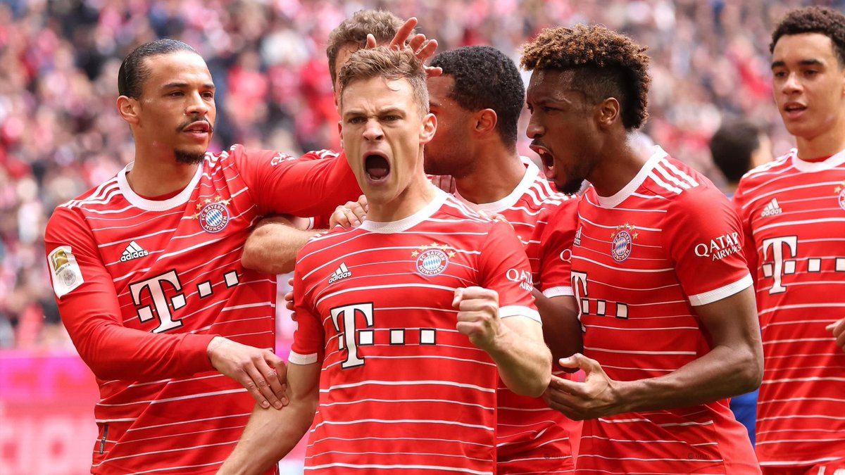 BavarianTweets's tweet photo. Bayern avoided defeat for 25 consecutive matches against Schalke with 22 wins and 3 draws, Bayern beat Schalke 6-0 in their last game in 2023. #FCBS04 https://t.co/3QKJ8QaU0I