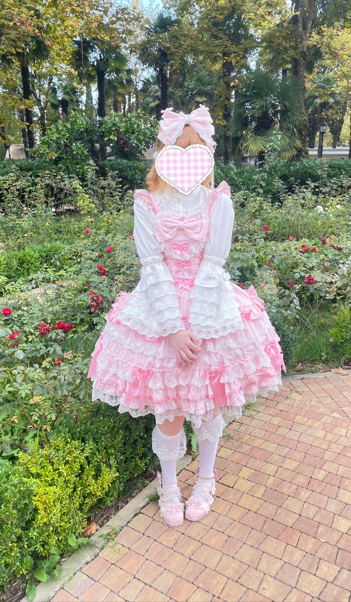 HokiOwO's tweet photo. #ロリータ #Lolita #リズリサ #おすすめ https://t.co/WyrHvNC6N3