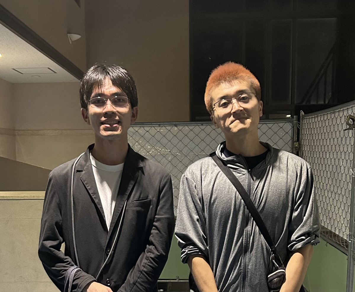 Cyclommatism's tweet photo. 今回の動物学会のハイライト。
16年前、私のクワガタ研究トークを聞いてくれた少年は、16年の時を経て、私と同じく北大の環境科学院で、博士号を取ろうとしています（※当人の許可を得てポストしています）
before ↔︎ after https://t.co/uA8whL5q9M
