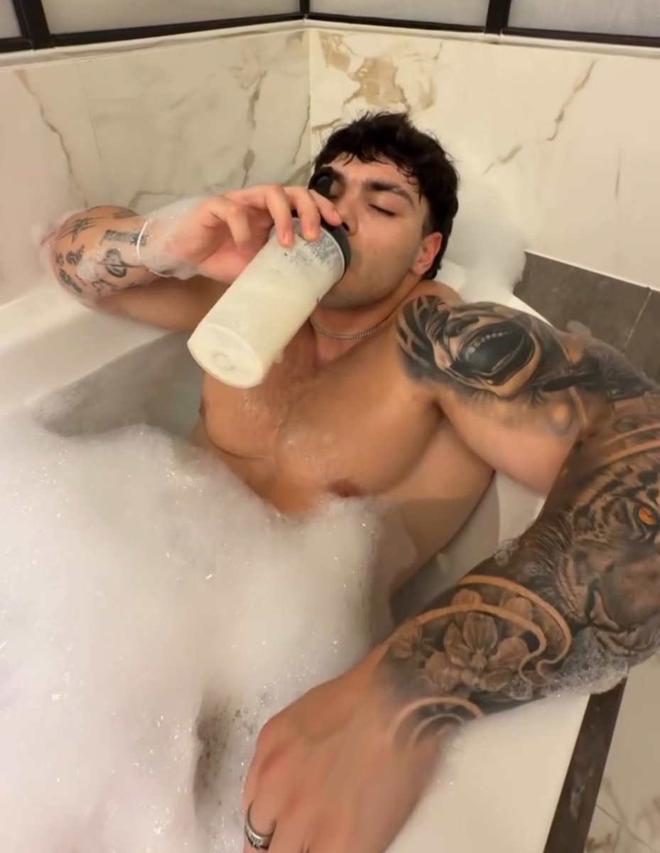 AndoniFitnessmx's tweet photo. 🥵 https://t.co/RXTsgHfc2X