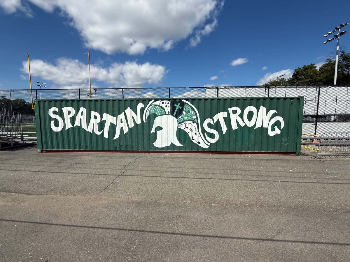 Muse_Marketing's tweet photo. The Muse Group is happy to announce that we are supporting the @depaulcatholic  Football Team by donating some much-needed snack fuel to the concession stand this season! Go Spartans! @CoachJrob2 
#themusegroup #DePaulFootball #GoSpartans #FansNeedFuel https://t.co/oYaebv9K33
