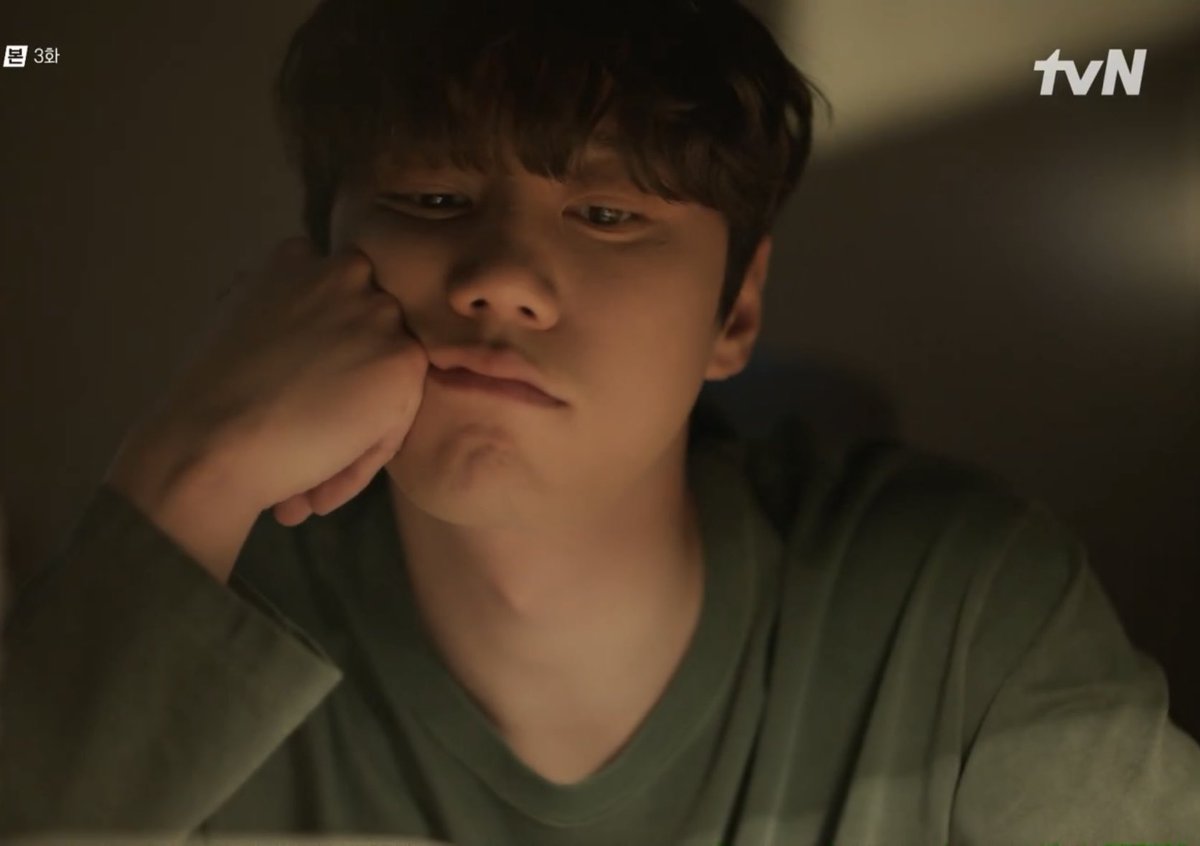 kkamkong08's tweet photo. 이 씬 진짜 계속 잘생겼다가 강아띠였다가 반복해서 유혜주 남편 빙의함 https://t.co/YXaMLgvGrY