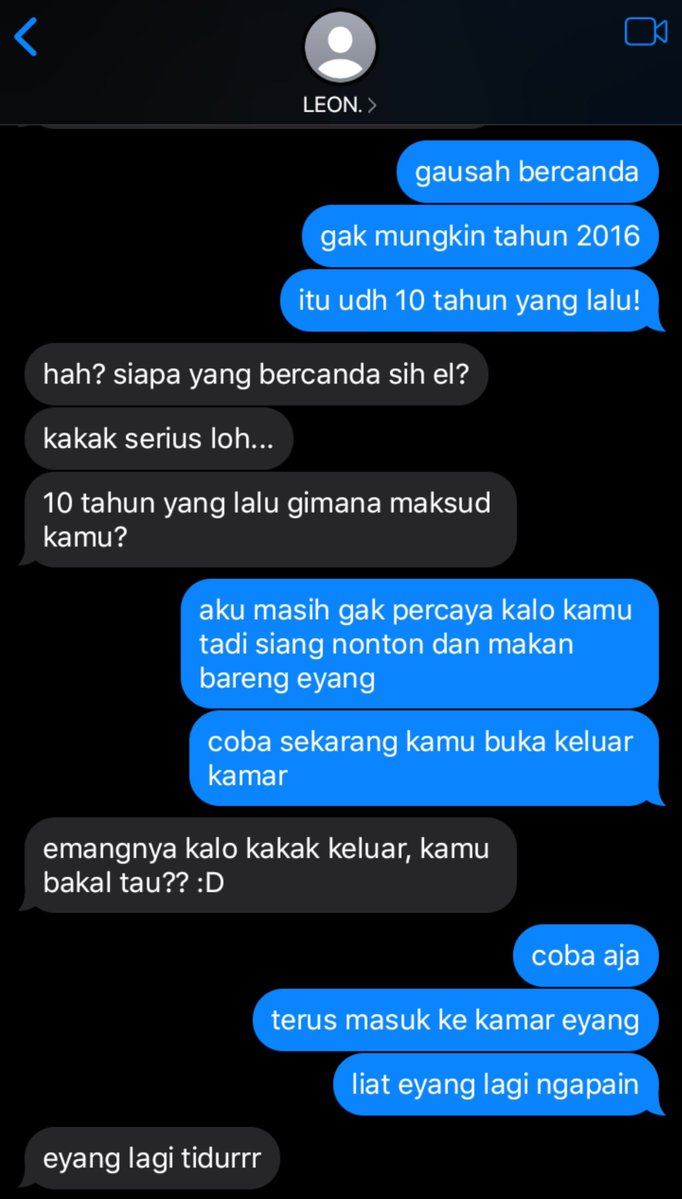 ninetytwosvibe's tweet photo. 9.
Berbeda (anggep bisa ngirim foto ya 😭🙏) https://t.co/chYLcZZUYs