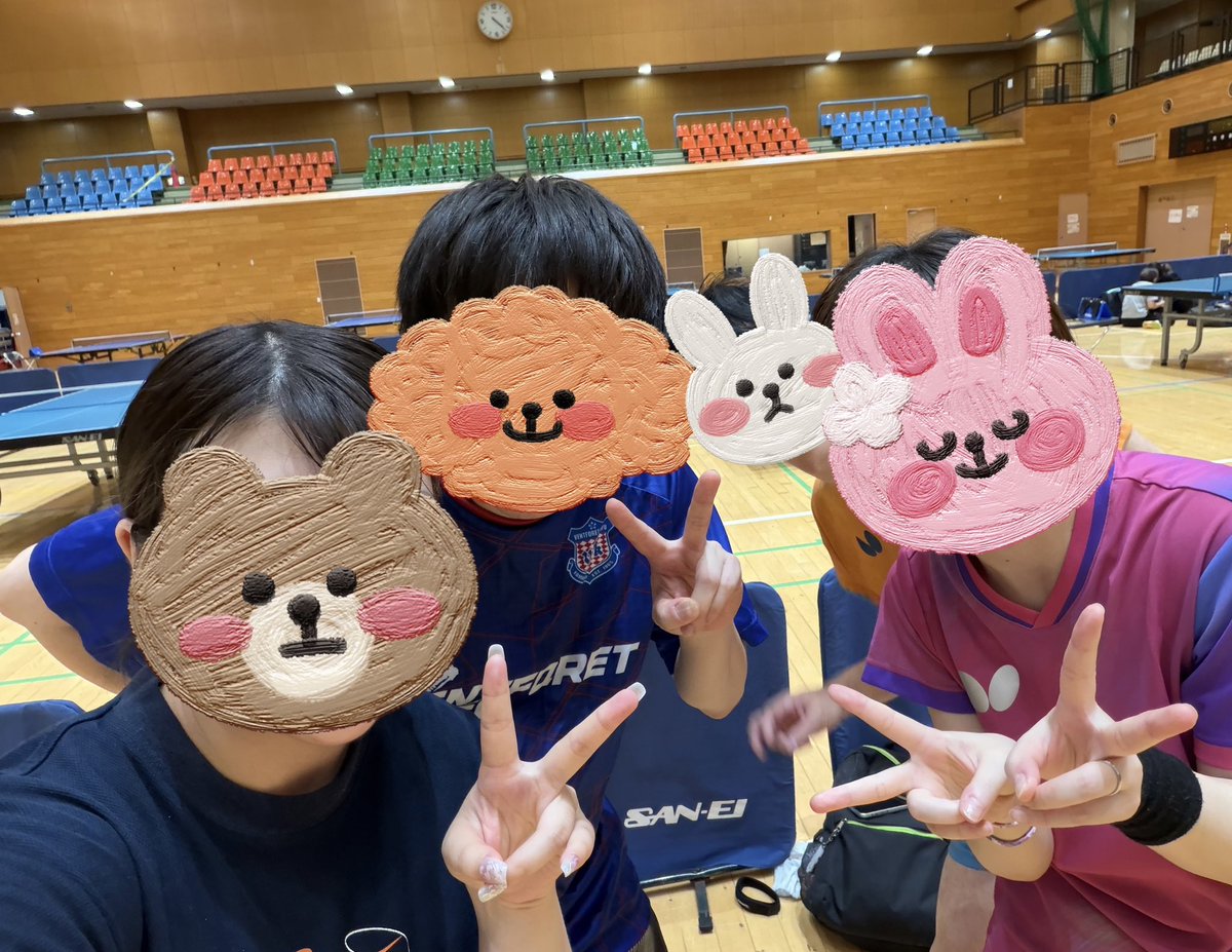 natsumi_kan12's tweet photo. はおちゃん（@hao_mii ）夫婦と板プレ🏓
1番上のリーグ入れられてレベル高くて2勝しかできなかったし、順位はビリから2番目だったけど、1個大金星あったので満足😌

楽しかった！
上板橋お決まりの丸源で〆🍜 https://t.co/NhC4O90Ong
