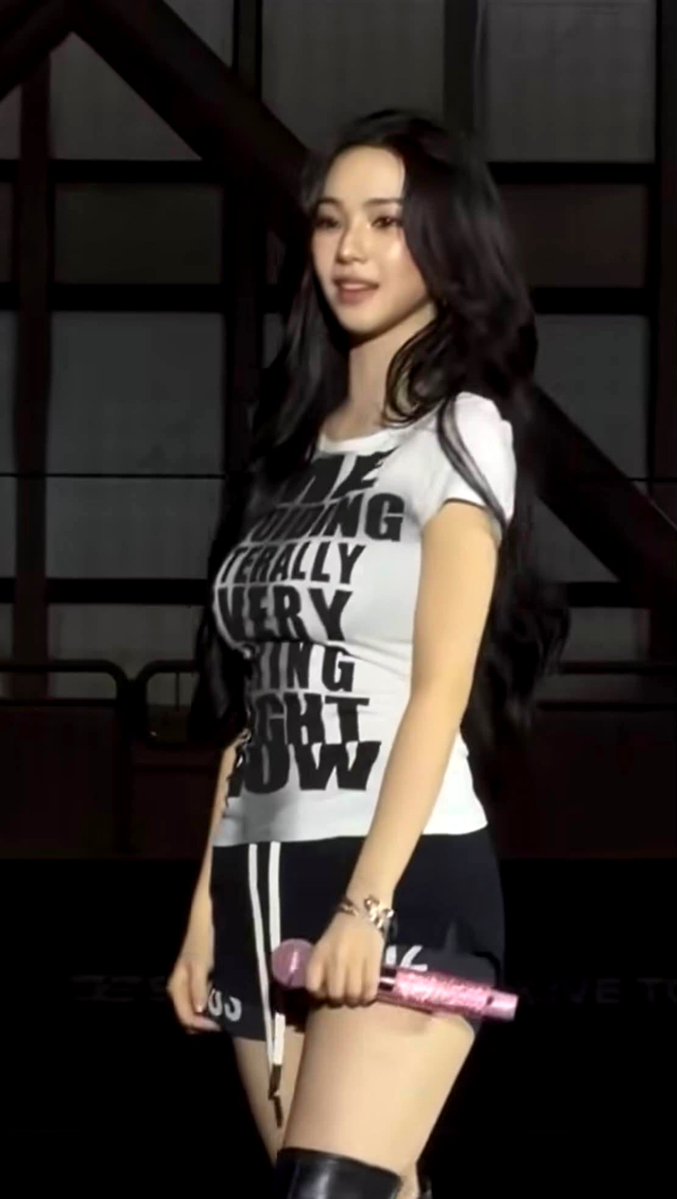 mrsoo500's tweet photo. 여자 아이돌이 운동해야 하는 이유.
#카리나 https://t.co/X8kw27QzAP