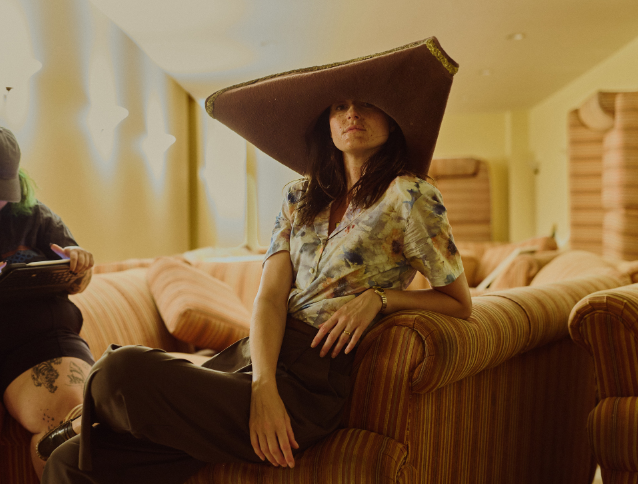 backrooms_vf's tweet photo. De nouvelles photos de Renate Reinsve dans le rôle de Mary en tournage.

BACKROOMS, c'est dispo partout. https://t.co/LPDFre8Kkp
