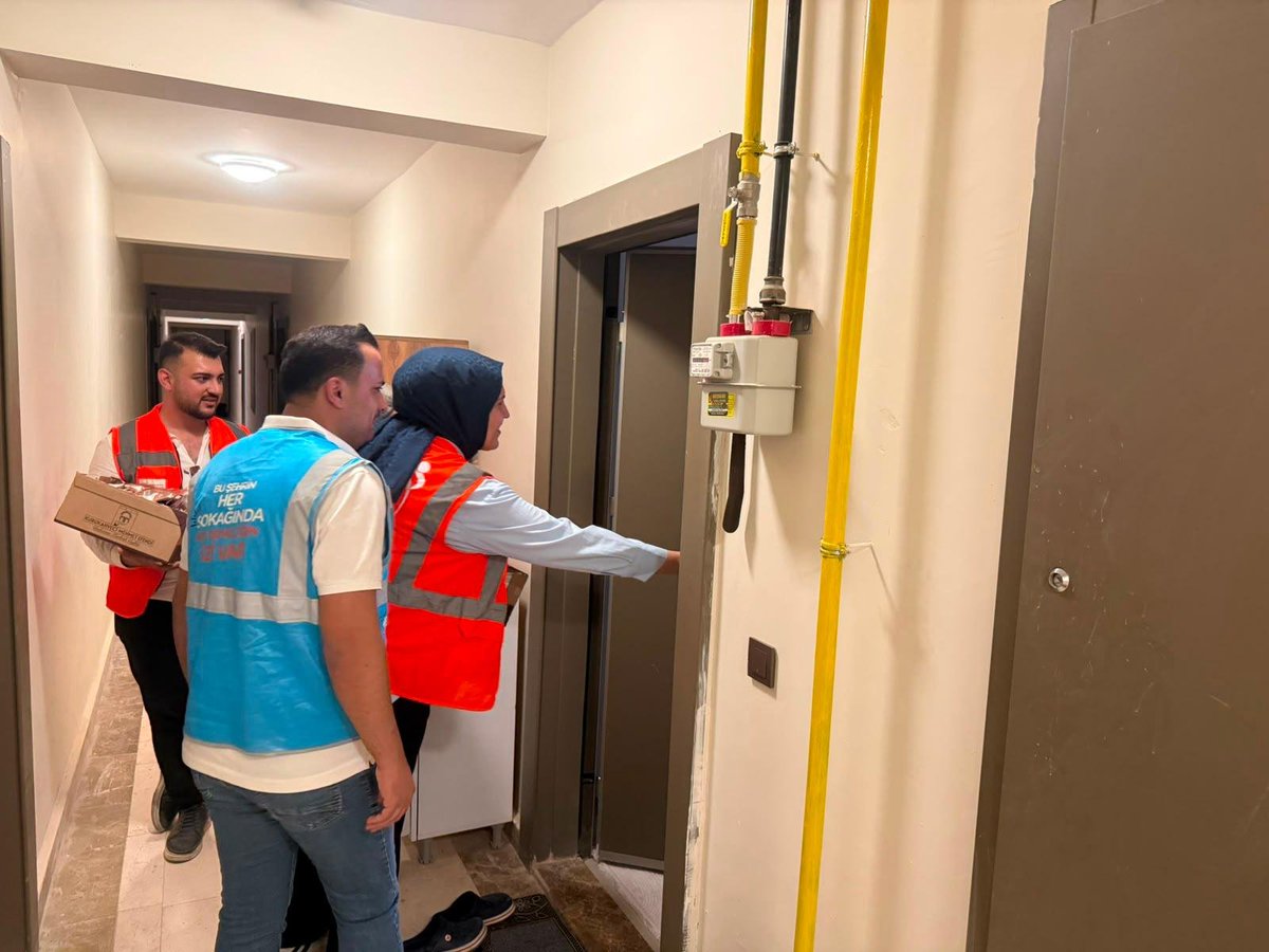 AKgncdulkdroglu's tweet photo. @avyusufibis @osmannazlier @SerkannAksuu @unaldifurkann @AvYunusEmreGns @akgenclikkmaras Yeni yuvalarının huzur, sağlık ve mutluluk getirmesi temennisiyle kahvelerimizi ikram ettik, hoş sohbetlerine ortak olduk.

Cumhurbaşkanımız Sayın Recep Tayyip Erdoğan’ın selamlarını ilettik. https://t.co/x3jhDARlsE