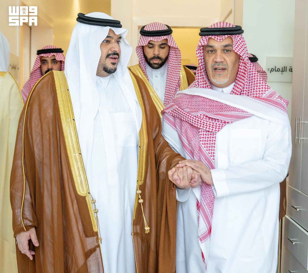 SPAregions's tweet photo. نائب أمير منطقة الرياض يؤدي صلاة الميت على عبدالجليل آل سيف.
https://t.co/28lGrWRwoz
#واس https://t.co/7wPSR5PfHI