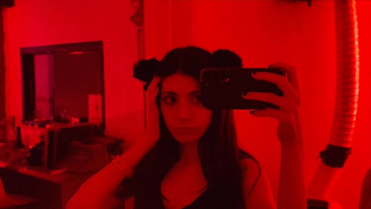 JanaRodrigfn's tweet photo. would you come say hi to me? 👀 https://t.co/03Uk1iuFzA