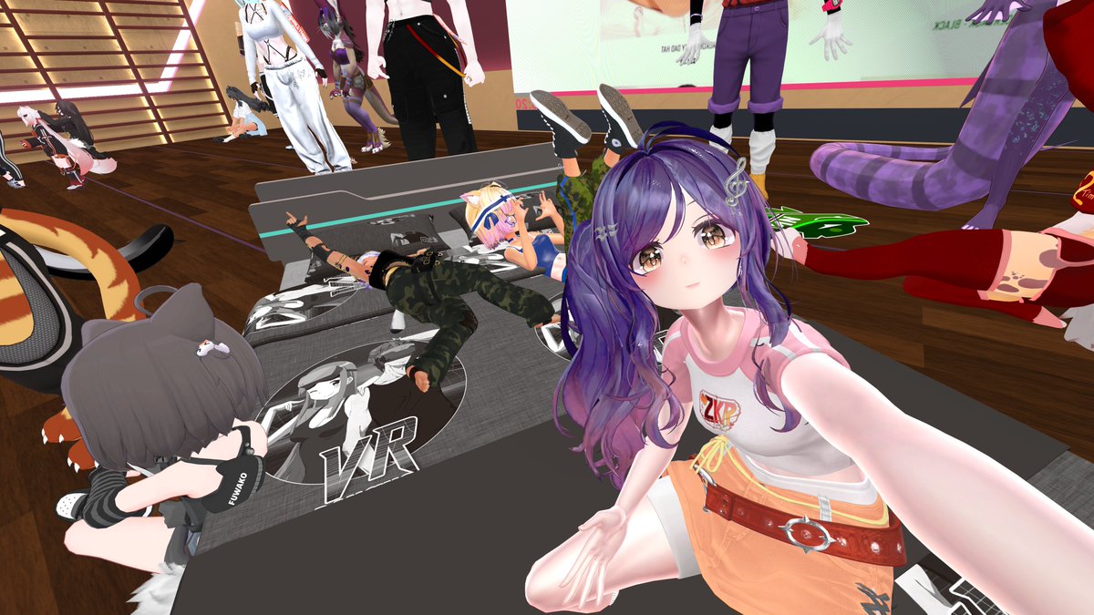 zakarealism's tweet photo. My best moment in marshallthon timeslot2!
#VRDancing #VRChat #VR #Charity #VRC https://t.co/sLN7SKt8uV