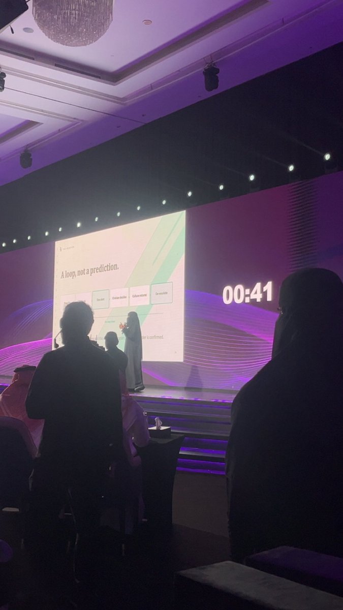 manarmeee's tweet photo. 😔final day #sscp6 https://t.co/WC8Cyezocy