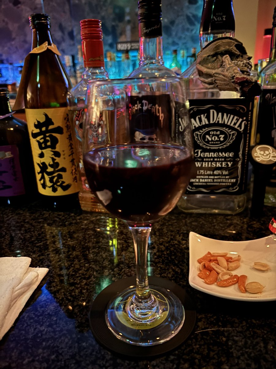 noraemon22's tweet photo. まだ飲んどるだすヽ(´￢`) ノ https://t.co/DHg0mLTsU0