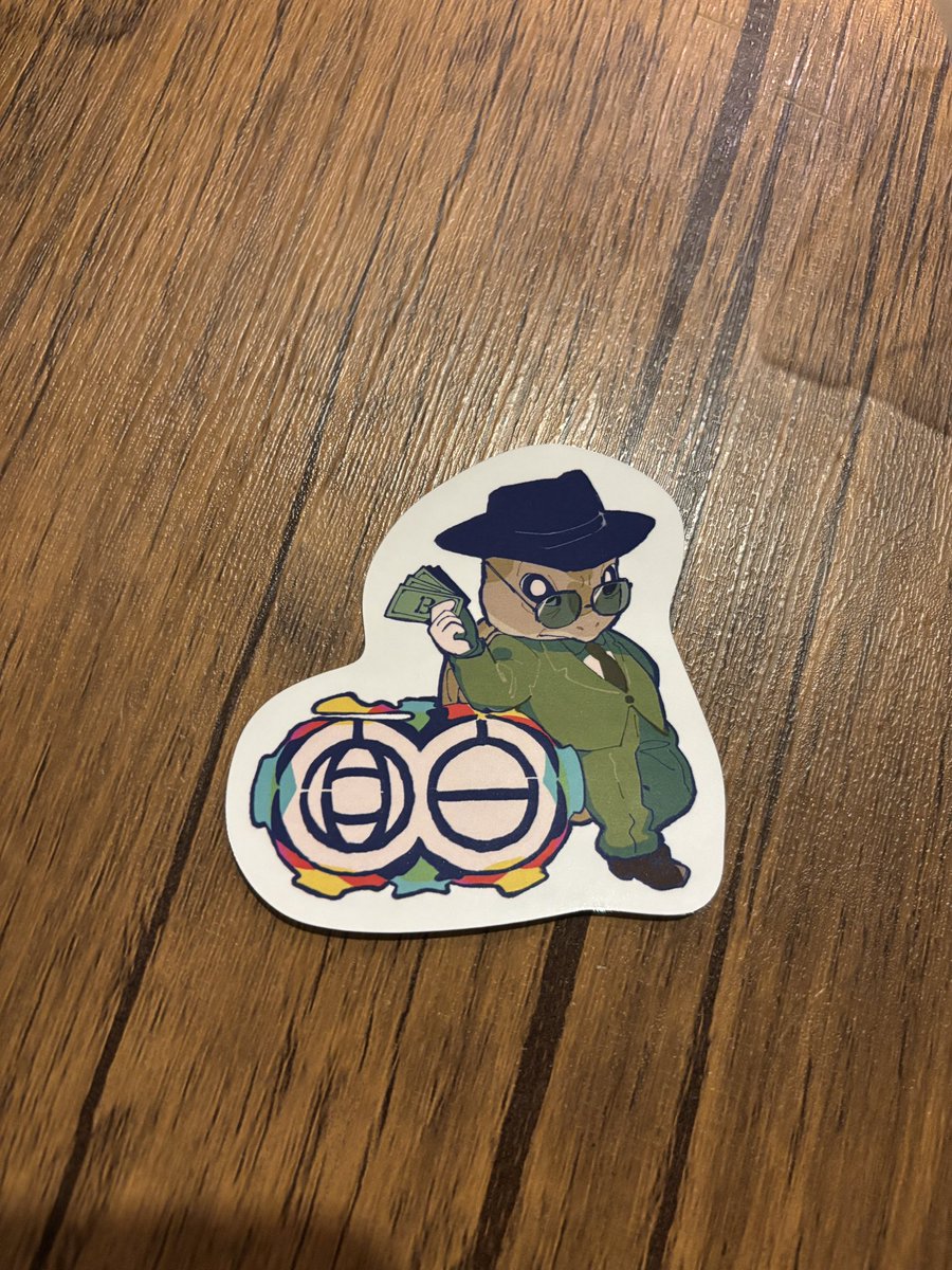 boardgametoyama's tweet photo. 【面白ベースステッカーコラボ！！】

『ぜいきんであそぼ』の亀が、ついにステッカーとなって登場です！！
富山の学生コミュニティ施設「面白ベース」とコラボさせて頂きました。
@OMOSHIRObase 
ナダさん素敵な亀をありがとうございました😭@naday40000 

#ゲムマ2026秋
#ぜいきんであそぼ https://t.co/4fpr8sNTbv