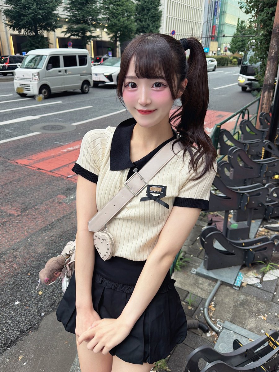 hs_yuiri's tweet photo. お誕生日迎えました！
たくさんのおめでとうください♡ https://t.co/bIM7fG1so7