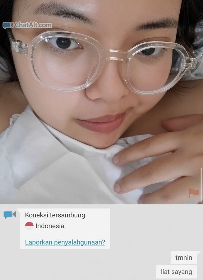 glnmore's tweet photo. Di bikin tegang sama Kaka cantik berkacamata 
https://t.co/nrFIyhfr1W https://t.co/2BaQNDsKjy