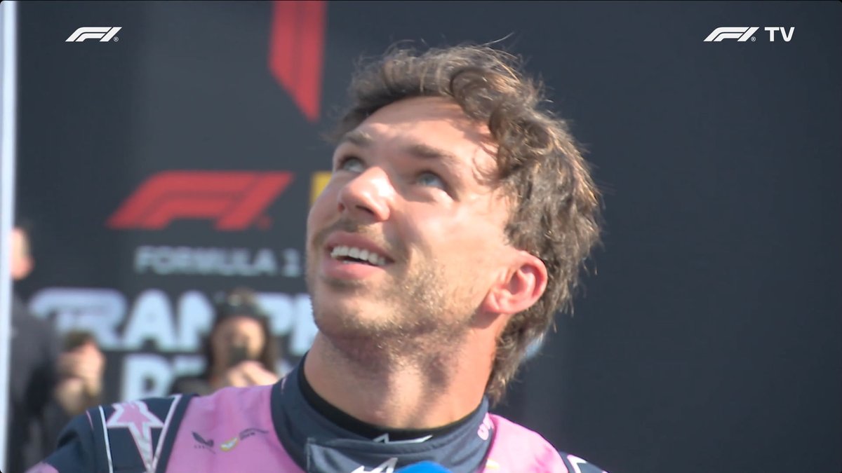 f1speed_indo's tweet photo. Jumat pagi sedih podiumnya di Monako batal.

Pierre Gasly masuk ke mode mengamuk.
Langsung on-fire di kualifikasi dengan meraih pole position perdananya di Formula 1 setelah 190 balapan lamanya.

Dia kenal Monza. Tempat spesial baginya.
Kemenangan pertama didapat di sini.
Sekarang pole position perdana juga diraih di sirkuit yang sama.