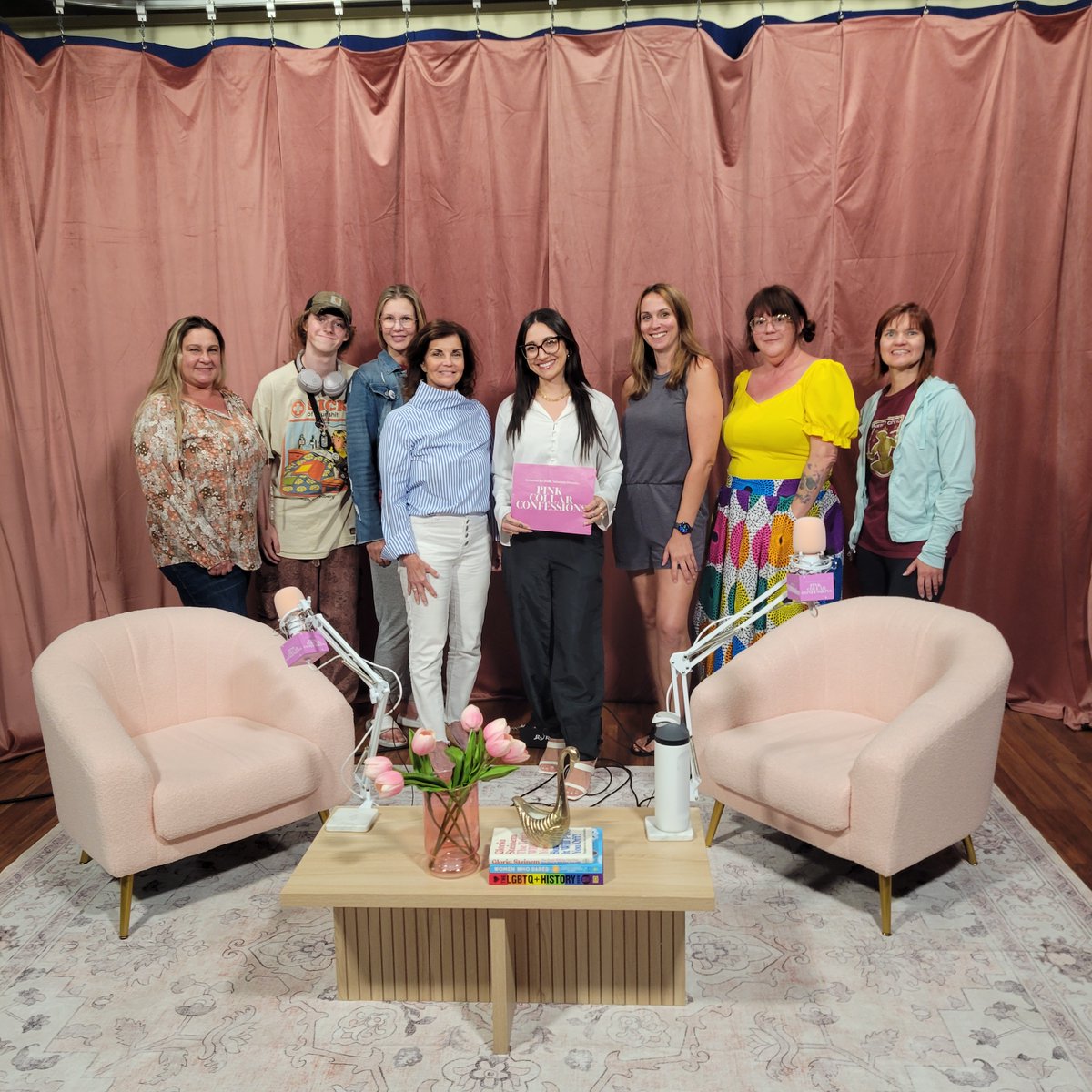Berecz4Michigan's tweet photo. Had a blast with the crew of the Pink Collar Confessions podcast!
Last week, I had the opportunity to film with the team for an upcoming episode in their candidate series. Stay tuned for the release! https://t.co/zM82Kjgol1