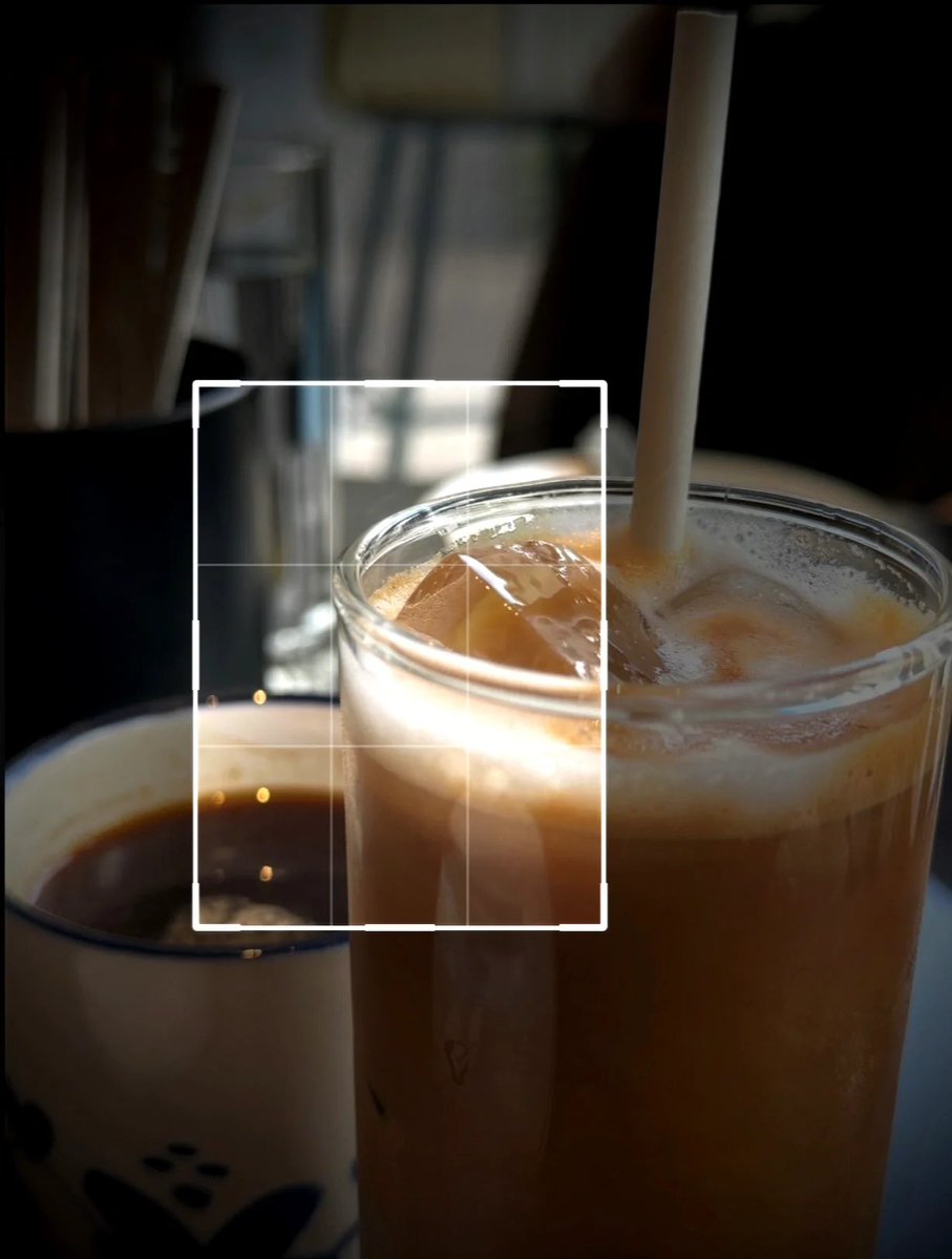 DefneDemirux4i's tweet photo. Just hopped on the early train to attend a small workshop in the city—sunlight’s streaming through the window, coffee in hand, perfect start to the day. https://t.co/TjzGTuGArn