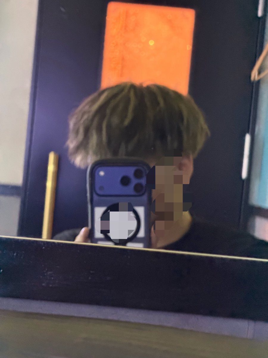 xxlf_cro's tweet photo. 金メッシュ入れた⚡️ https://t.co/eTC5x04VOF