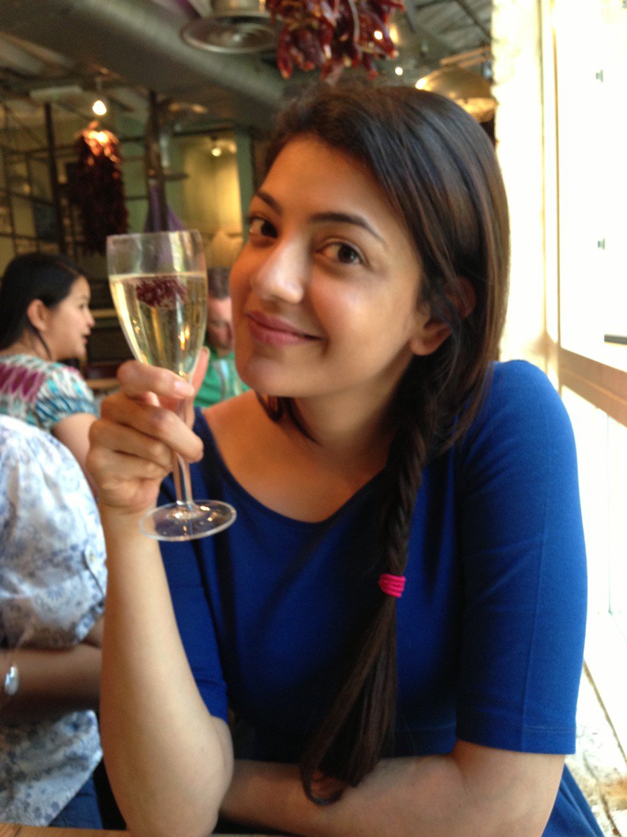 CuteJerryBubbly's tweet photo. Good night #KajalAggarwal 💙 https://t.co/ogGIrXNNpz