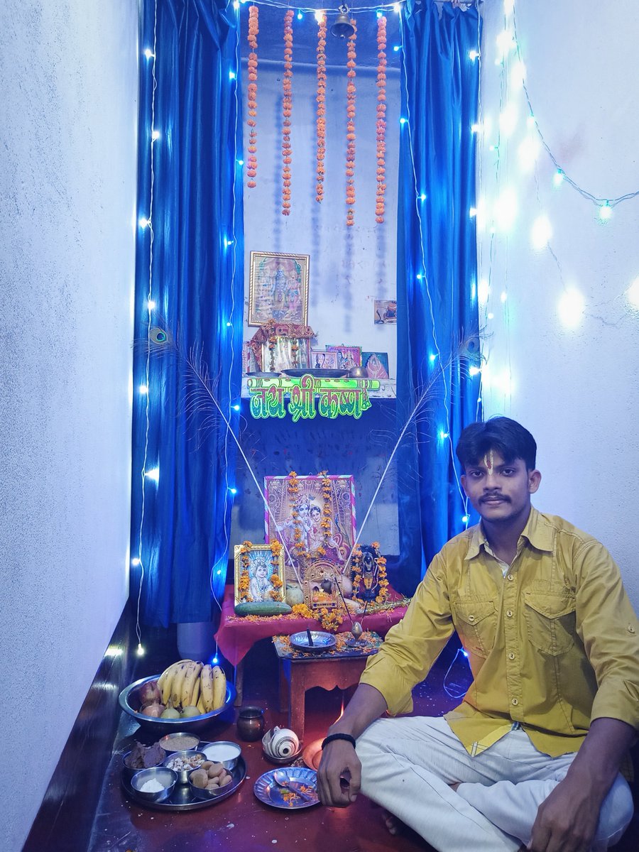 mr_nayan_856's tweet photo. श्री कृष्ण जन्माष्टमी के महापर्व की हार्दिक शुभकामनाएं। https://t.co/nK2nLIRbzT