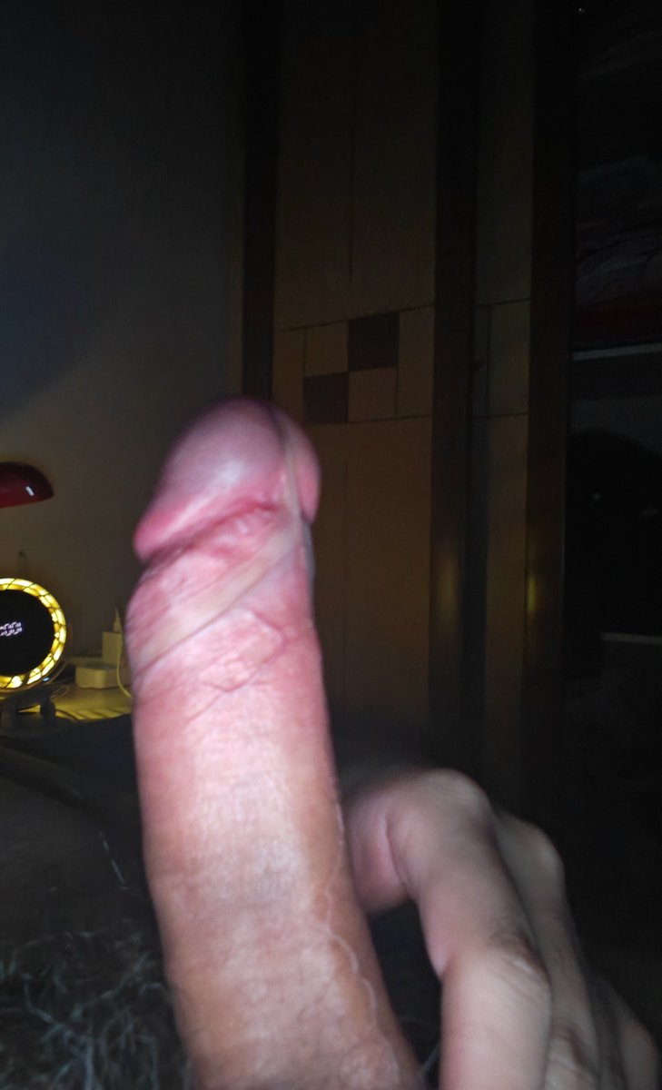 QqFy95's tweet photo. 练腿后的晨勃好吓人 #gay #肉壮 #side #沈阳 https://t.co/8ocYMYsehx