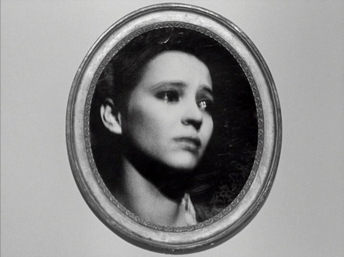 Jopolkadot's tweet photo. Bande à part

Godard
1964 https://t.co/vcSDfrc3bt