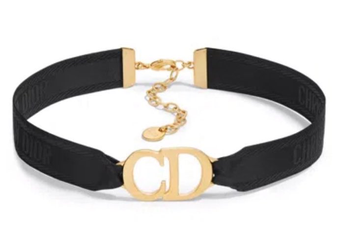 idkjlyn's tweet photo. este collar fue más protagonista que muchos ex gh
SOL AL 9009
#granhermano https://t.co/6M41UWl2Ay
