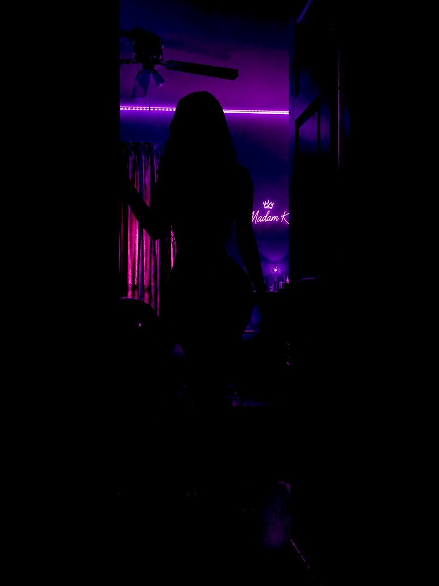 MCollectsK's tweet photo. @FinDommes https://t.co/7aMMfHLAty Check out my profile on Throne!

I don’t ask twice.
I don’t chase.
And I don’t entertain disobedience.

You either understand how to approach Madam K,
or you stay exactly where you are. 💜

Know your place. Prove your worth. https://t.co/TeLmKA3rQQ