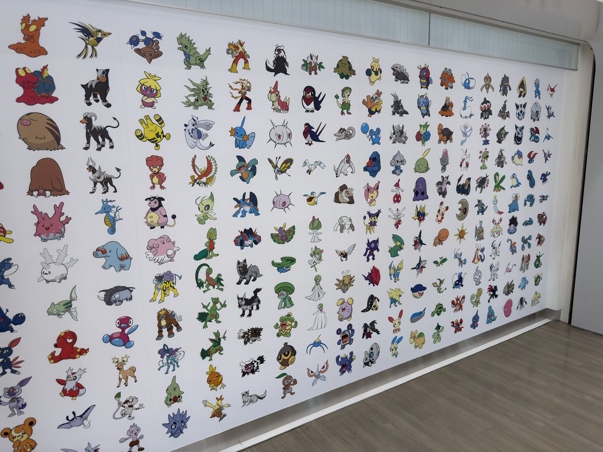 rsikakatan's tweet photo. ポケ活しながらポケモンセンターメガトウキョーも寄ってきた
池袋駅内にルビサファ世代にはたまらないアートもあったし結構楽しめた https://t.co/pkD7Webfwc