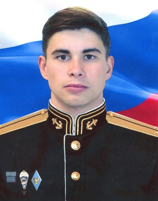 radegast__'s tweet photo. @Boeing777_39P @RALee85 @KilledInUkraine "...was killed on July 28 while carrying out combat missions in Sevastopol.." Imo if he died in a hospital, they would word it in a different way. Nothing else about his death is known. Here's Pakhomov from 561st regarding the flag pattern, kind of similiar. https://t.co/gS27EzM6CH