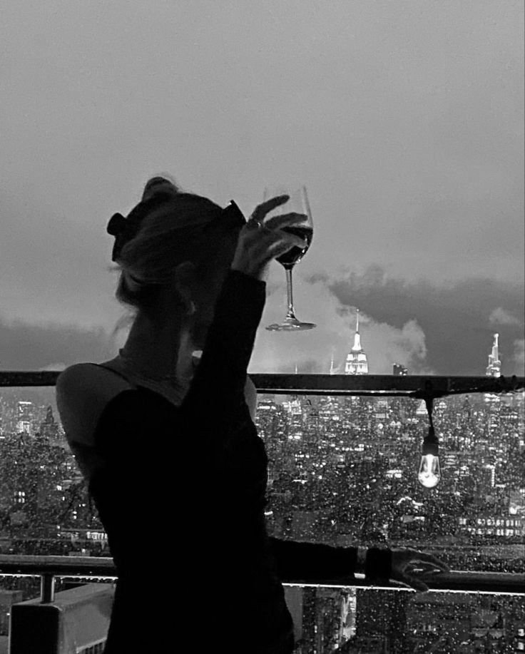WildSoul_70's tweet photo. Saturday drink
#PartyReady #DontWaitUp https://t.co/U2XHcNDhEf