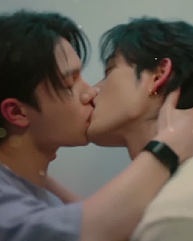 hubboyslove's tweet photo. SAIU! 2º Episódio de ‘You Maniac’ já disponível no Viki. #YouManiacSeriesEP2 https://t.co/Ugt9mhAPaI