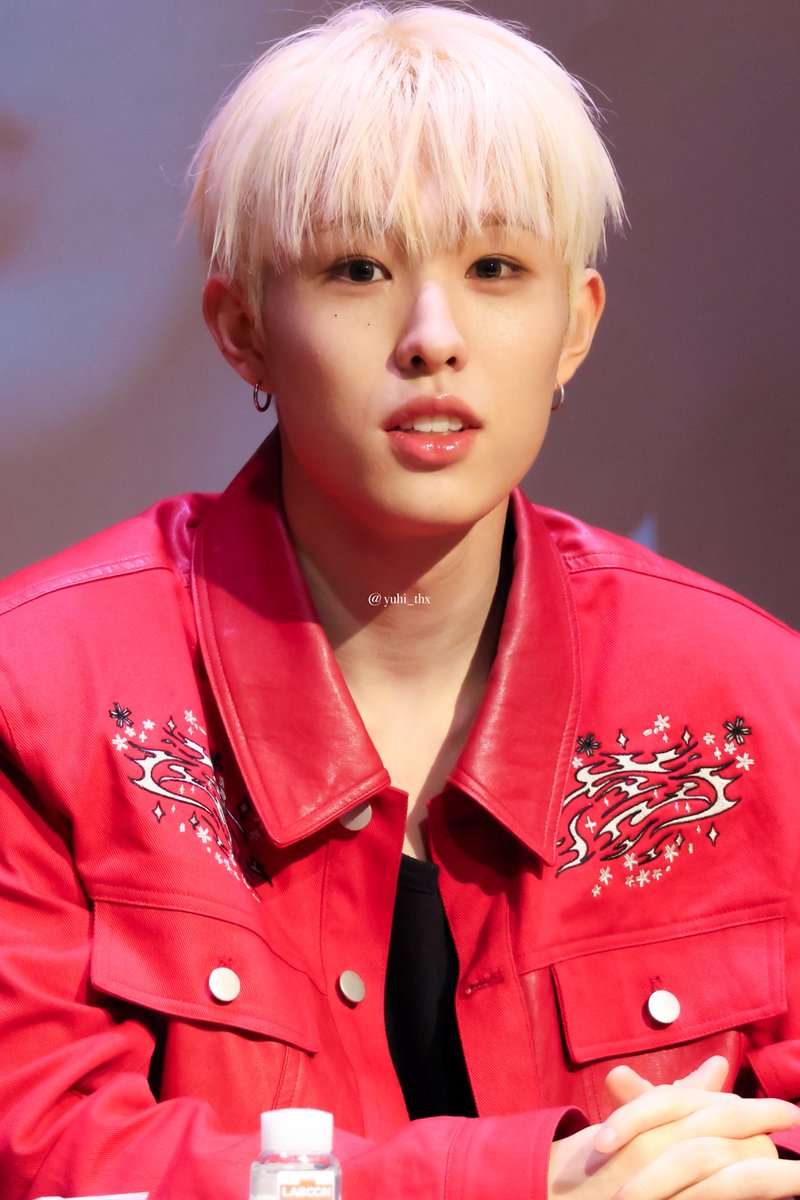 yuhi_thx's tweet photo. 260104  MAKESTAR TAIPEI

🐿太陽のような明るい笑顔の持ち主☀️

#NEXZ #넥스지 #ネクスジ
#HYUI #휴이 #ヒュイ https://t.co/IaJ4n4LhGI