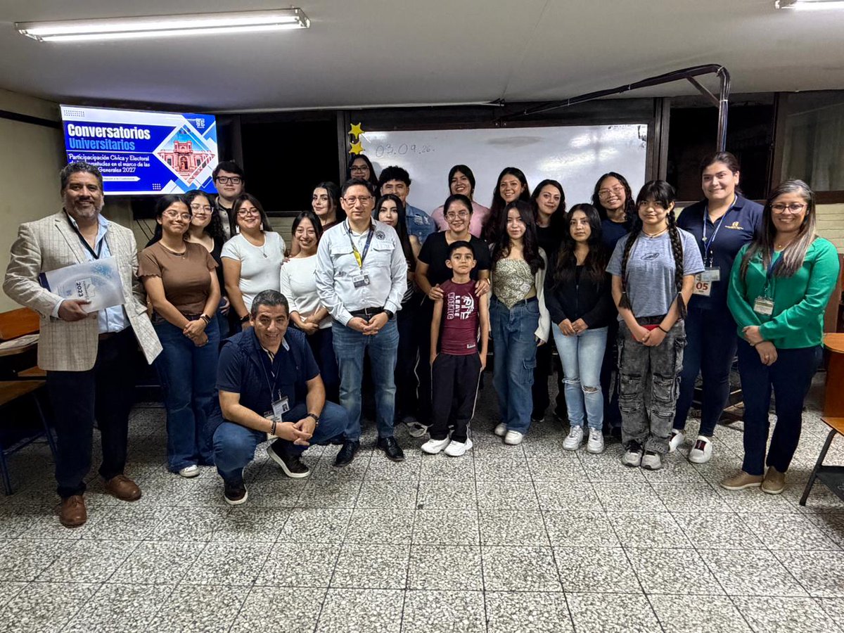 TSEGuatemala's tweet photo. El #TSEGuatemala, a través del Instituto Electoral, impartió una capacitación dirigida a estudiantes de las carreras de Psicología Clínica y Ciencias Económicas de la Universidad Rafael Landívar, sede Antigua Guatemala, Sacatepéquez.

Durante el encuentro, los jóvenes intercambiaron ideas, resolvieron dudas y fortalecieron sus conocimientos sobre la importancia de la participación cívica y electoral de las juventudes de cara al proceso electoral 2027.

Asimismo, conocieron aspectos fundamentales de la Ley Electoral y de Partidos Políticos, las funciones del Tribunal Supremo Electoral y el papel que desempeñan los órganos electorales temporales durante la jornada electoral.