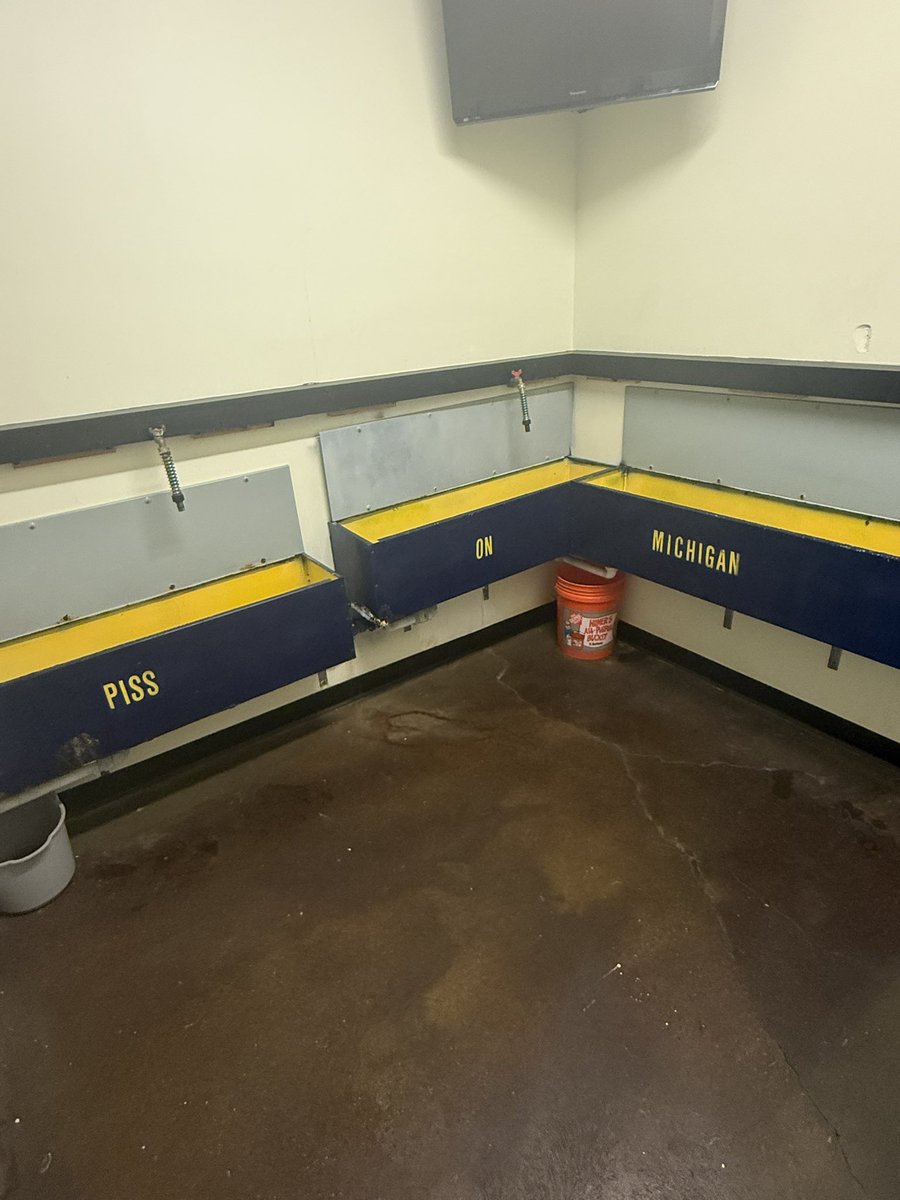 OhioTate's tweet photo. What a trough.

It may be Week 1 vs Ball State.

But it’s ALWAYS Fuck Michigan. https://t.co/7EMl8PbcYe