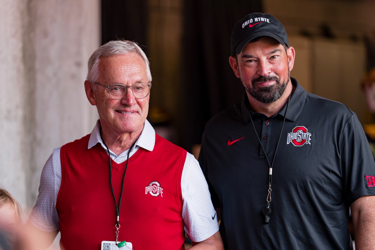 OhioStateFB's tweet photo. THE best. 

@LtGovJimTressel x @ryandaytime https://t.co/5IX6FqZLYR