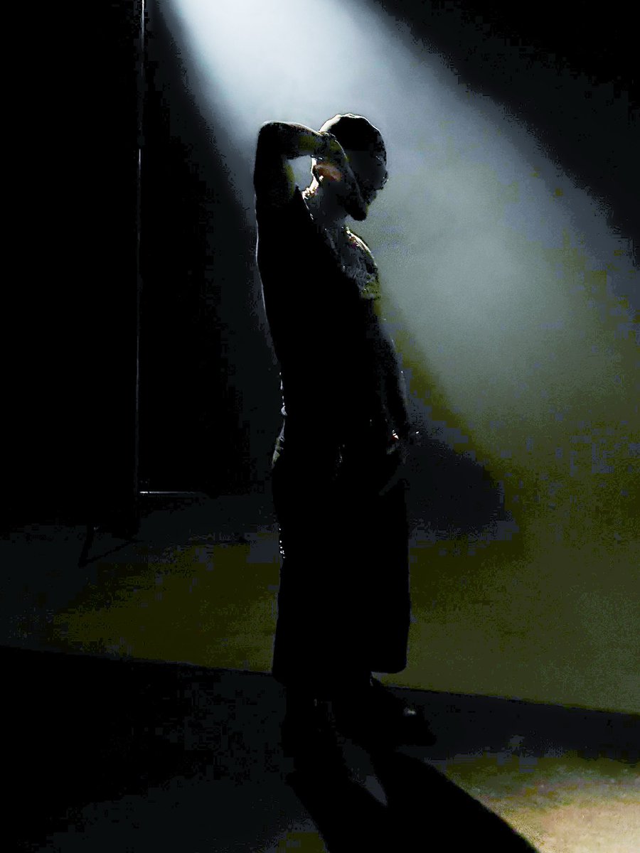 YeatEmpire's tweet photo. Yeat pics taken during the shoot of the ‘ON NOTHING’ Music video🔥 https://t.co/IlytIxnQNB