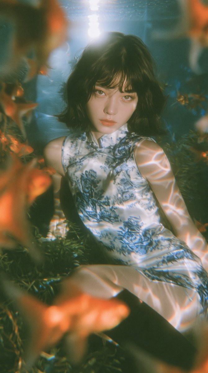 springfishleo's tweet photo. 旗袍 氧气 水族馆 金鱼 https://t.co/UPvLK1fK2N