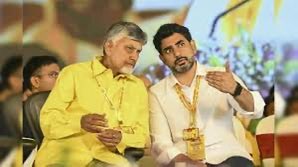 ysj_45's tweet photo. పెద్ద బాబు -Skill Scam 🙊 చిన్న బాబు -DSC Scam 🤫 https://t.co/nR1si4q8qh