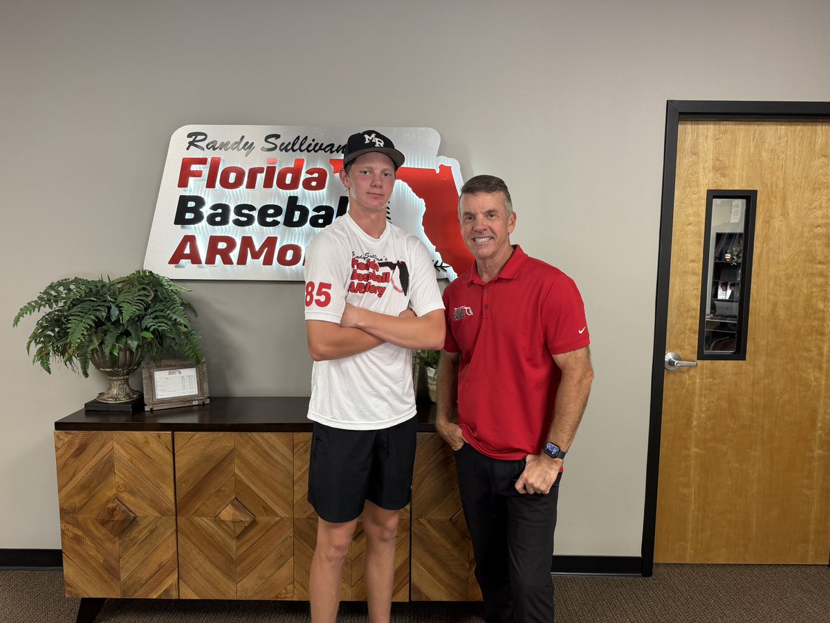DBlesie99's tweet photo. Thank you @ArmoryFlorida for a great bullpen session! https://t.co/qYpUki8CLq