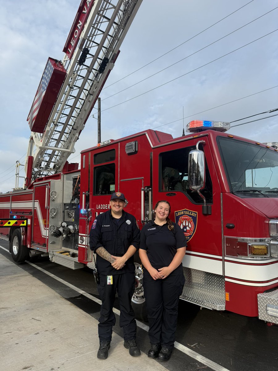 RamsGirlsTrack's tweet photo. Big thank you to @LeonValleyFD @cityleonvalley PD @NISDPoliceDept & @NISDMarshall ROTC & @NISDMarshallLMS Police Explorer for helping make our Freedom Fun Run & 5K such an amazing event! ππΊπΈπ #RamFamily https://t.co/S2V5TsANdQ
