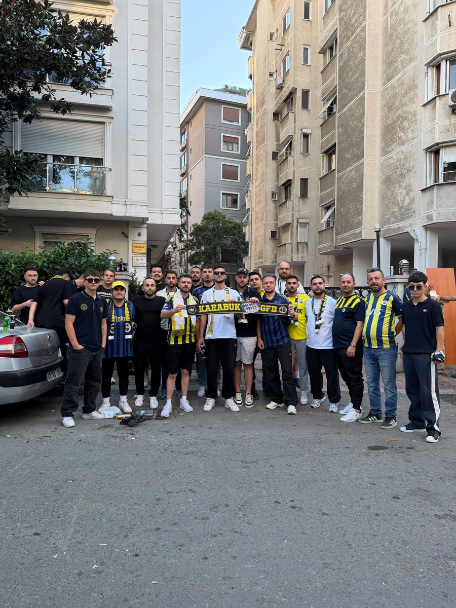 gfb_karabuk's tweet photo. 📍SOKAK

FENERBAHÇE'MİZİN- jimnastik kulübü Maçı İçin Kadıköy'deyiz!

#GFB https://t.co/XRsvqfGRye