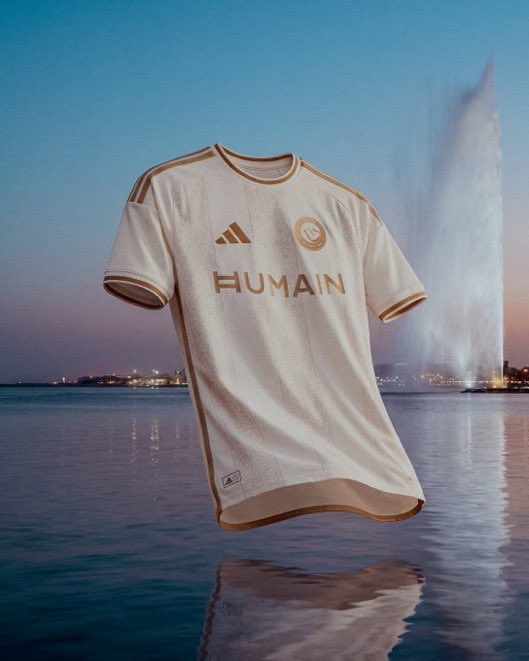 sr441m's tweet photo. يالبيه وياجمال المنظر اللي ياخذ العقل 😌💛💙💛💙💛💙😎 https://t.co/Z2SFVyj3eS