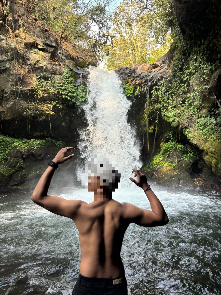 melonijorj's tweet photo. #gym #gay #gaymalang #gaybatu https://t.co/l3TStlOI9O