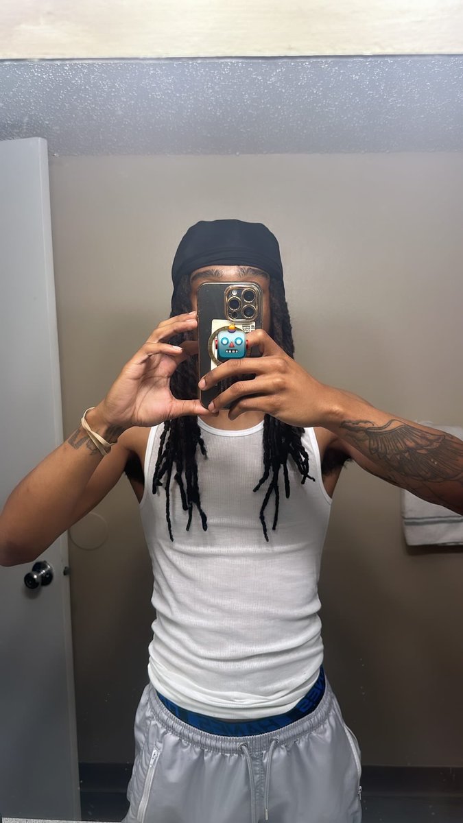 HeTrending_'s tweet photo. Rise &amp; Grind #STL https://t.co/q5LpojrBTt