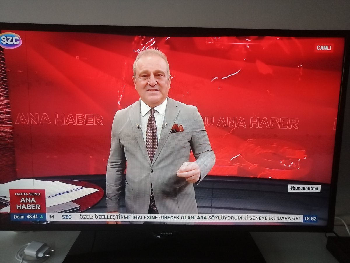 selmanogut's tweet photo. Az önce (saat 18.51) Sözcü TV haber sunucusu olan bu tip "Türkiye kolay ölümler ülkesi" dedi.

Bu zihniyete göre ülkede her şey karanlık, her şey kötü, her şey berbat.

Tam da İsrail'in istediği gibi konuşuyorlar.

Bunun adı özgürlük değil, devlet ve millet düşmanlığı. https://t.co/EDavEmaL9X