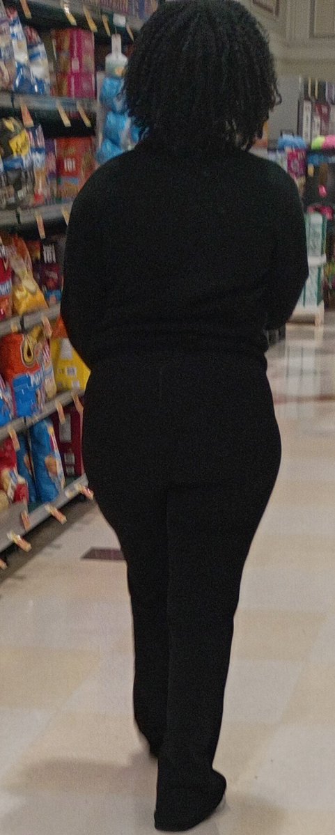 candidash's tweet photo. #bigbootyebonycandid #fatasscandid #bigassebony #roundfatass https://t.co/AXWJcLVic2